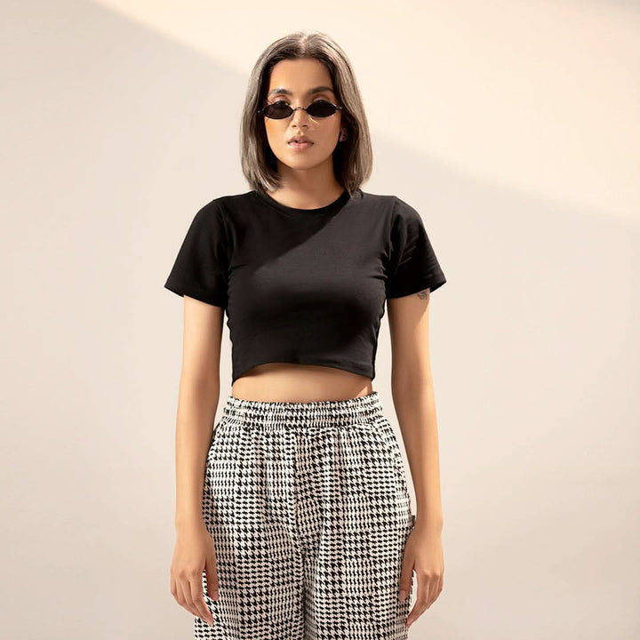 Black Crop Tee